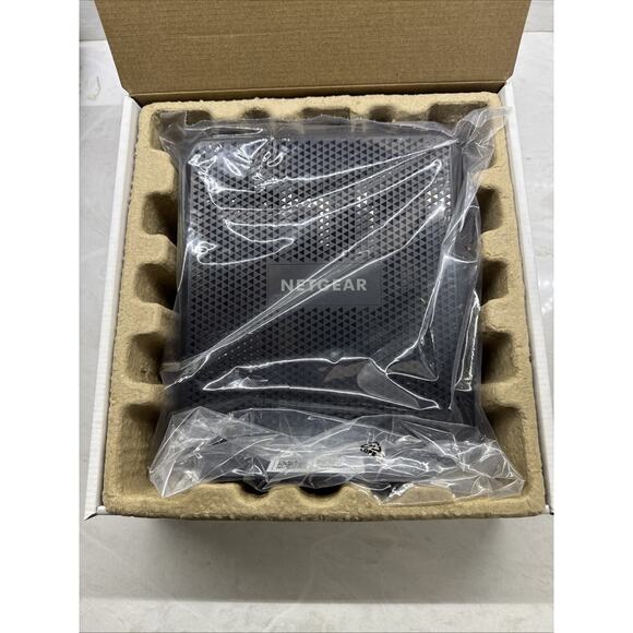 NETGEAR C7000v2 Nighthawk AC1900 Smart Wi-Fi Router Docsis Cable Modem WORKING - Picture 7 of 16